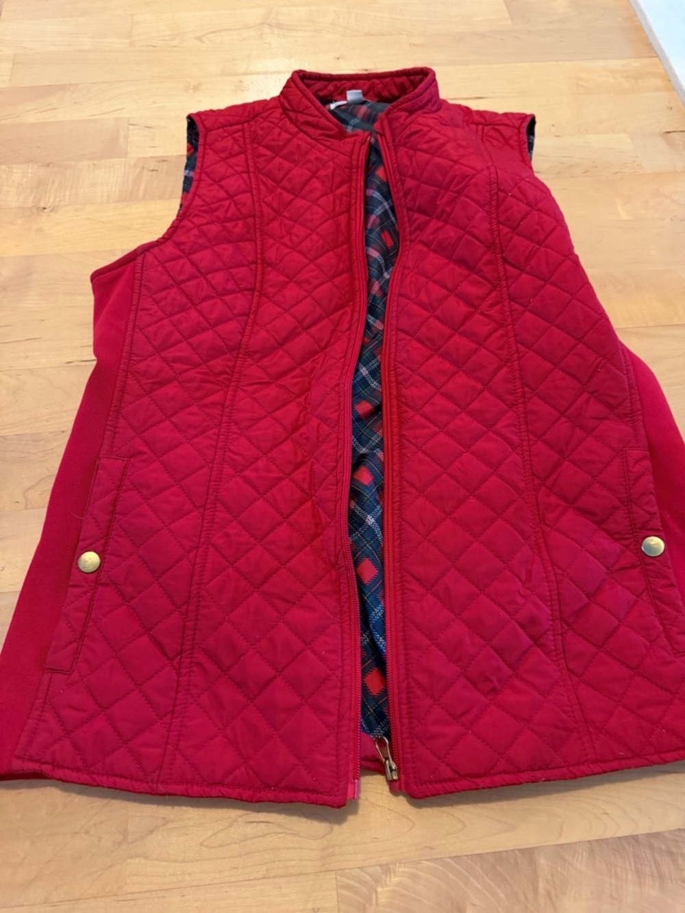 Quilted Red Women's Vest - Classic Sleeveless Jacket
